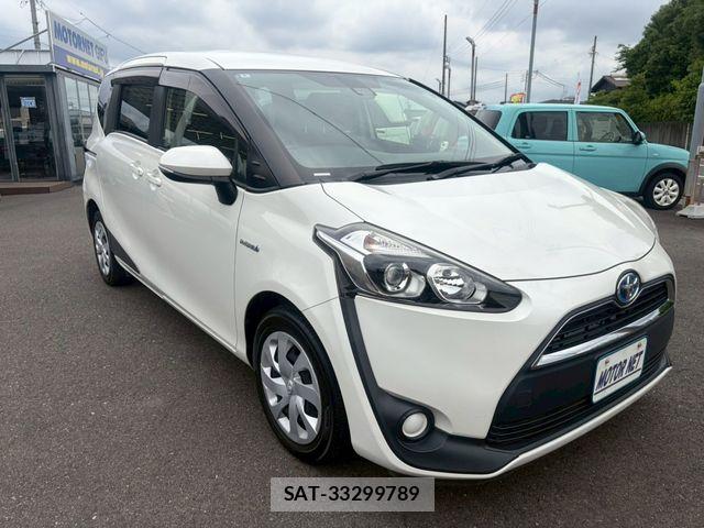 Toyota SIENTA 2018-06 7330118-15