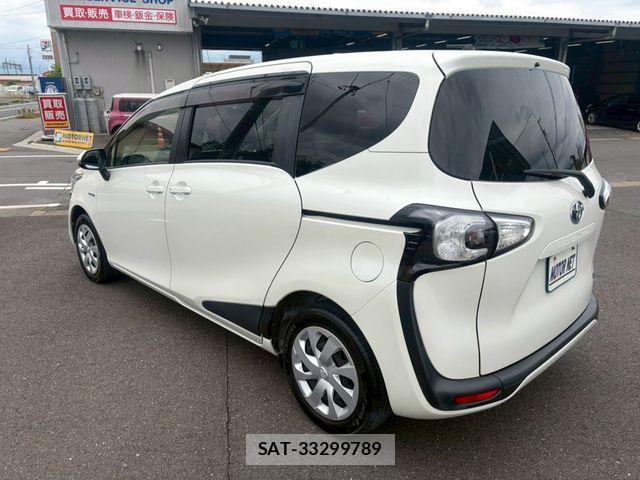 Toyota SIENTA 2018-06 7330118-18