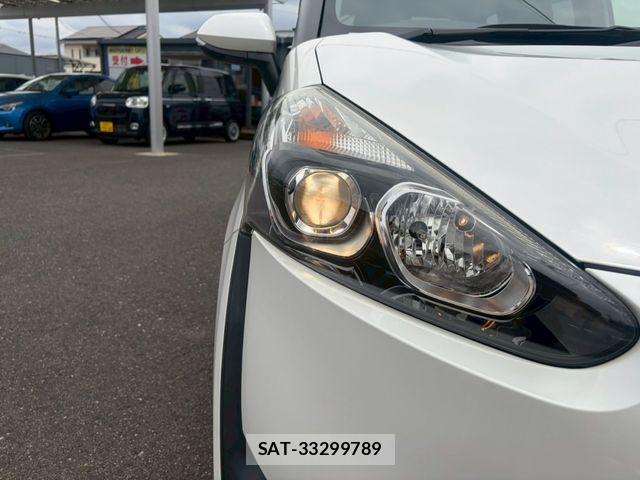 Toyota SIENTA 2018-06 7330118-20