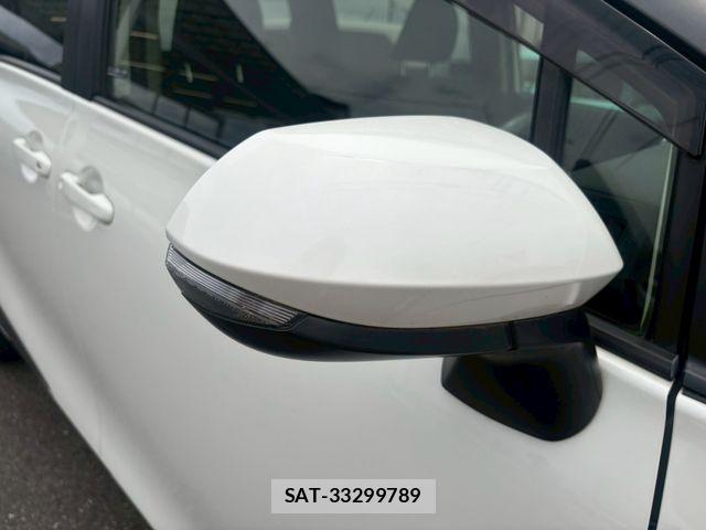 Toyota SIENTA 2018-06 7330118-21