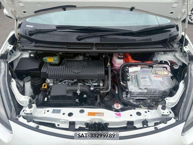 Toyota SIENTA 2018-06 7330118-23
