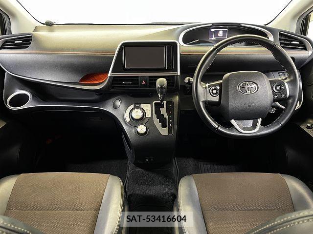 Toyota SIENTA 2019-08 7330114-1