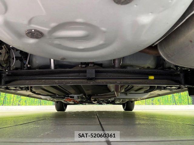 Toyota SIENTA 2022-05 7330115-18