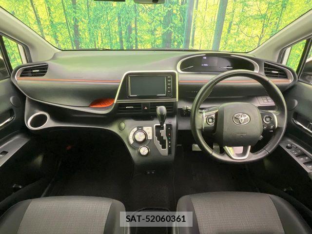 Toyota SIENTA 2022-05 7330115-1