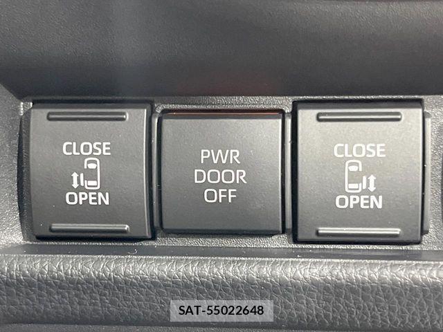Toyota SIENTA 2026-04 7330090-2