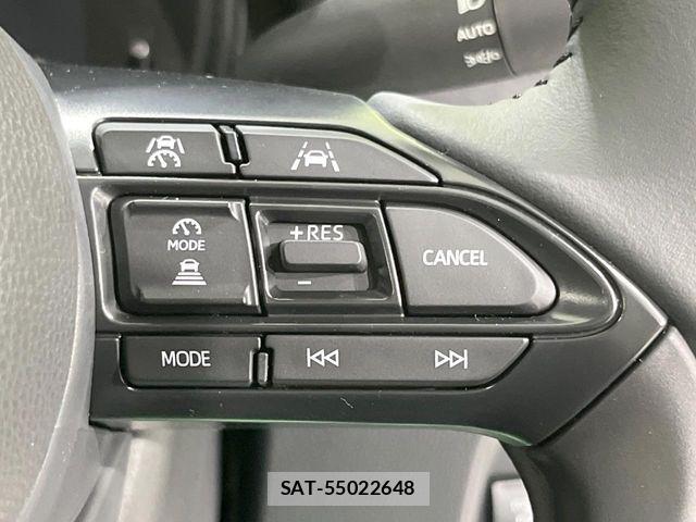 Toyota SIENTA 2026-04 7330090-6