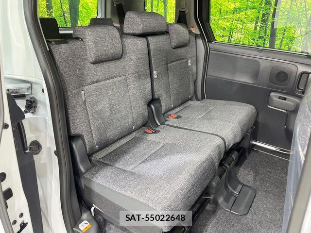 Toyota SIENTA 2026-04 7330090-8