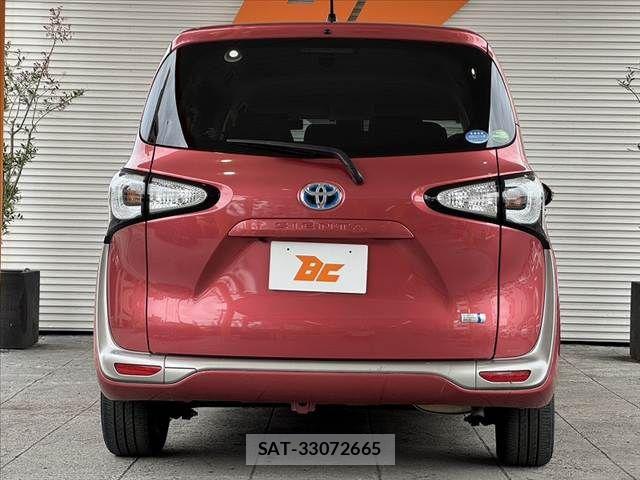 Toyota SIENTA 2016-03 7330120-13