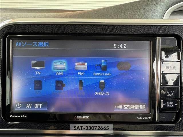 Toyota SIENTA 2016-03 7330120-3