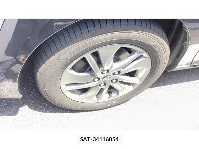 Toyota SIENTA 2015-09 7330122-4
