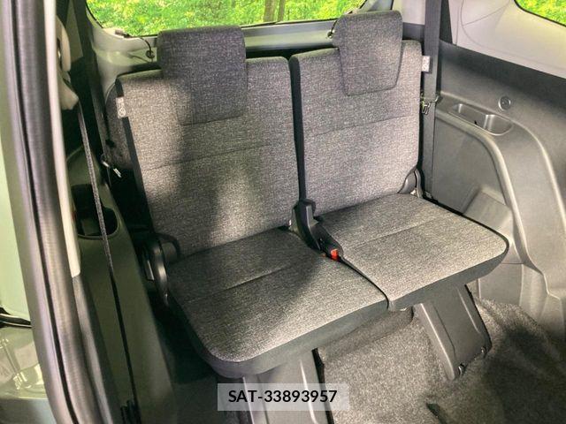 Toyota SIENTA 2026-05 7330088-9