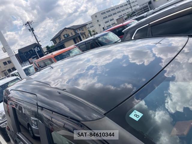 Toyota SIENTA 2015-08 7330124-9