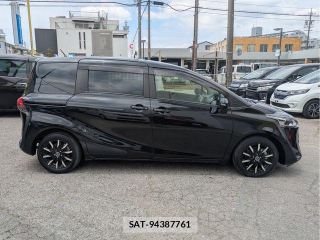 Toyota SIENTA 2021-04 7330119-20