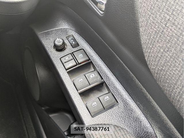Toyota SIENTA 2021-04 7330119-29