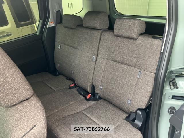Toyota SIENTA 2025-09 7330087-17