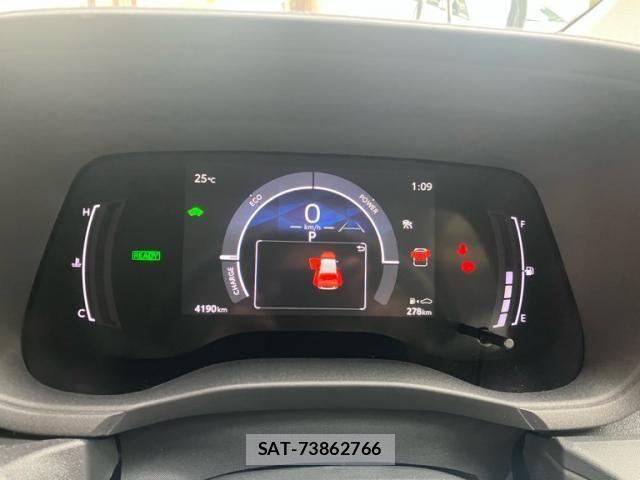 Toyota SIENTA 2025-09 7330087-6