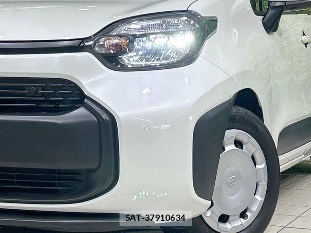 Toyota SIENTA 2023-04 7330108-12