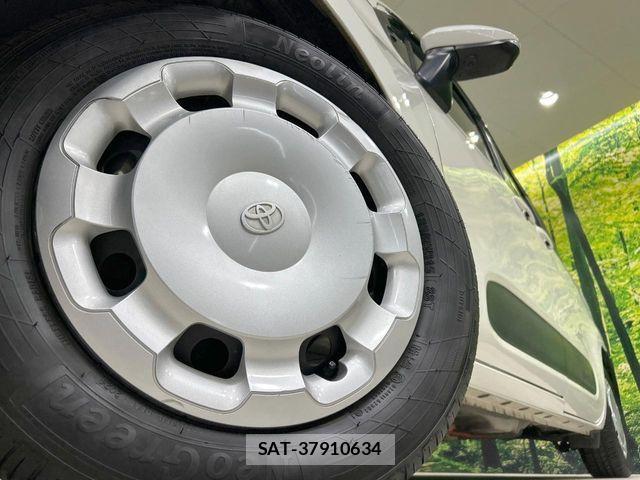 Toyota SIENTA 2023-04 7330108-13