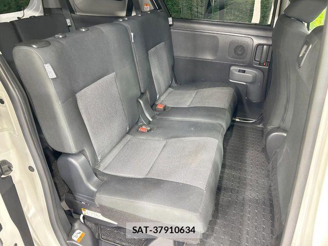 Toyota SIENTA 2023-04 7330108-8