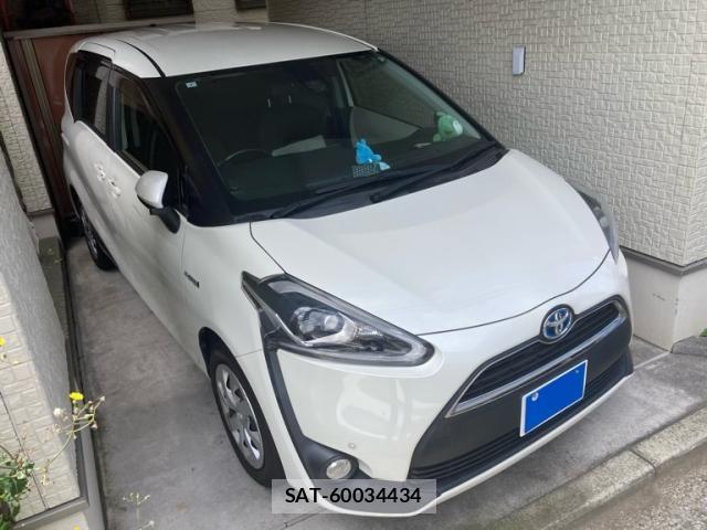 Toyota SIENTA 2017-09 7330123-1