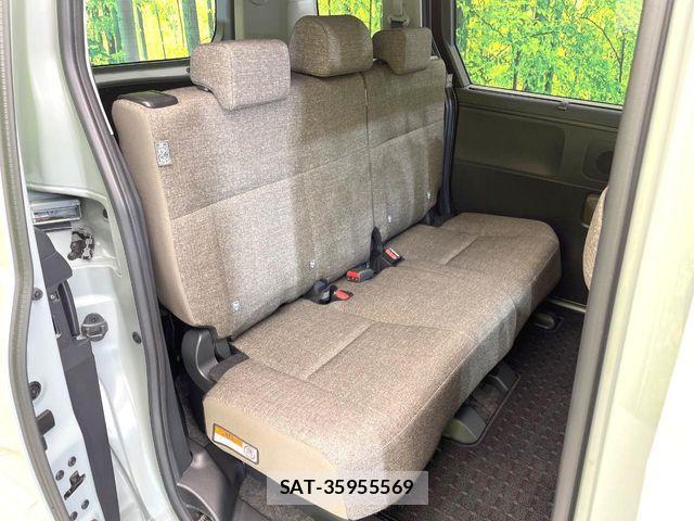 Toyota SIENTA 2023-08 7359847-8