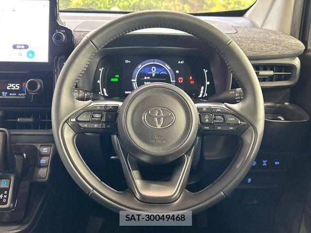 Toyota SIENTA 2022-10 7359840-11