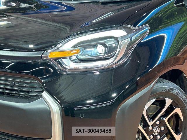 Toyota SIENTA 2022-10 7359840-12