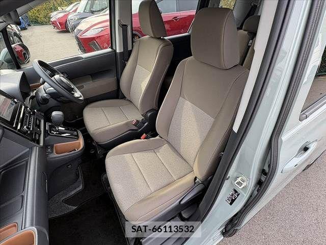 Toyota SIENTA 2025-04 7359849-16