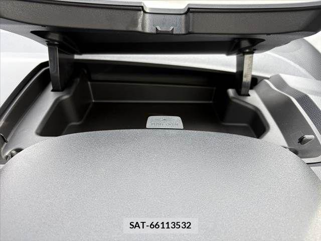 Toyota SIENTA 2025-04 7359849-28