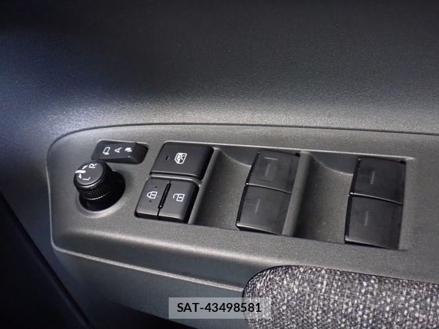 Toyota SIENTA 2025-03 7359837-20