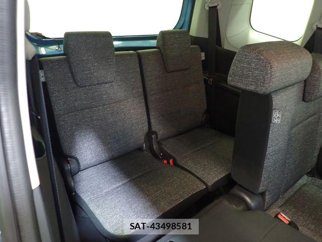 Toyota SIENTA 2025-03 7359837-23