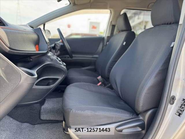 Toyota SIENTA 2017-04 7359860-16
