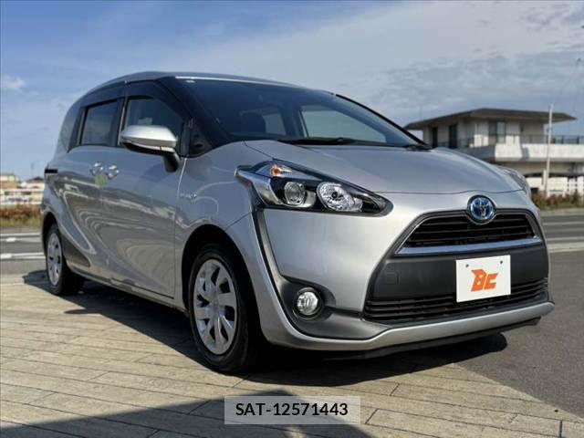 Toyota SIENTA 2017-04 7359860-7