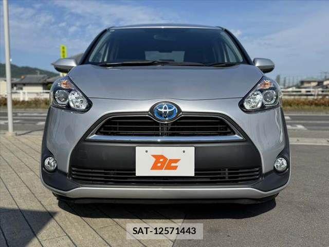 Toyota SIENTA 2017-04 7359860-8