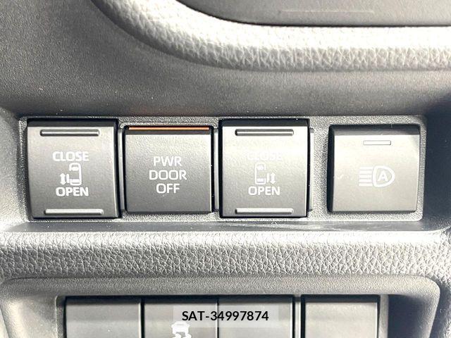 Toyota SIENTA 2026-04 7359841-4