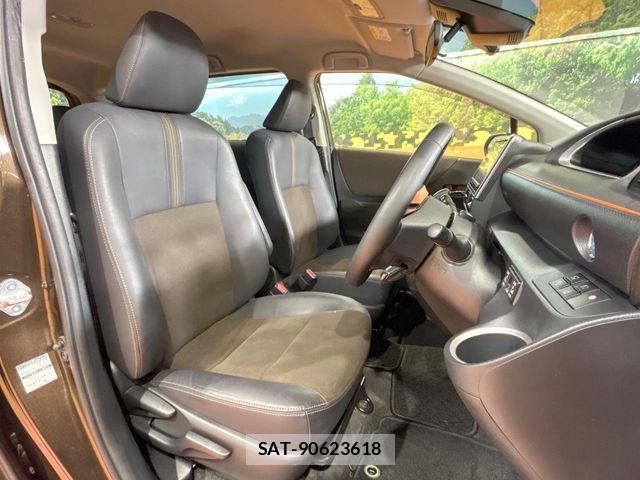 Toyota SIENTA 2019-04 7359850-7