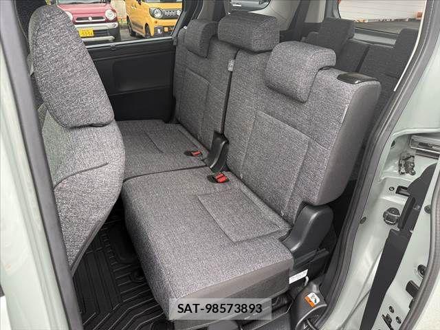 Toyota SIENTA 2023-09 7359848-18