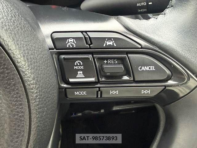 Toyota SIENTA 2023-09 7359848-24