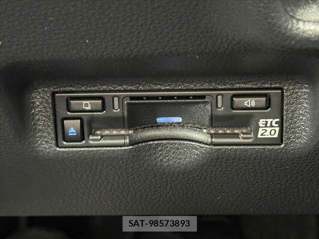 Toyota SIENTA 2023-09 7359848-27