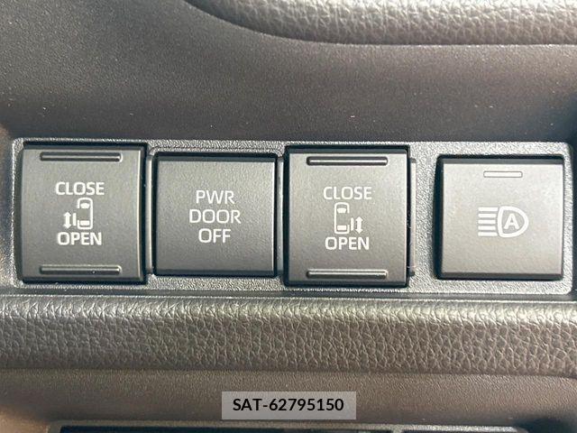 Toyota SIENTA 2026-04 7359838-5