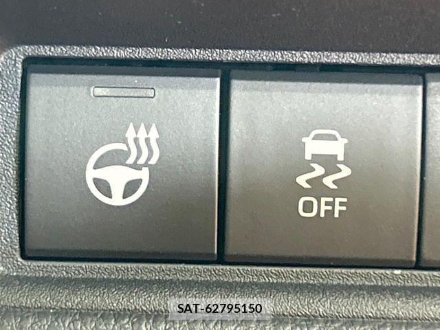 Toyota SIENTA 2026-04 7359838-7