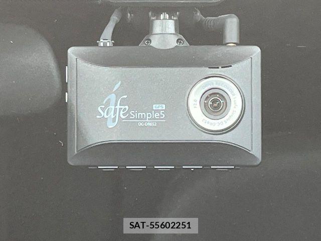 Toyota SIENTA 2020-11 7359853-6