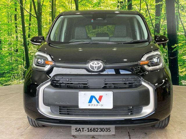 Toyota SIENTA 2022-11 7359844-14