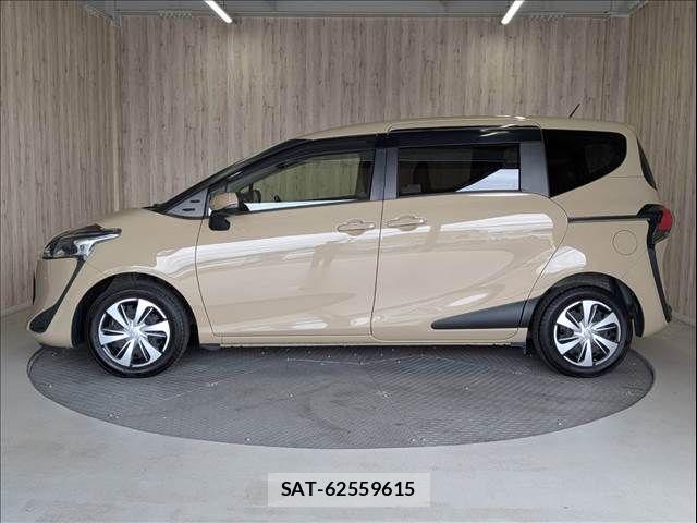 Toyota SIENTA 2021-01 7359858-23
