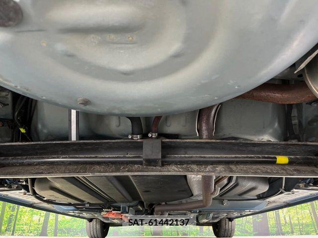 Toyota SIENTA 2016-05 7359857-18