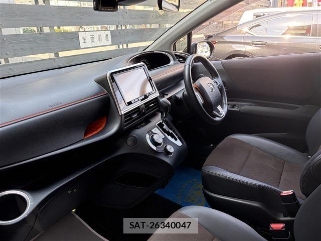Toyota SIENTA 2019-03 7359856-14