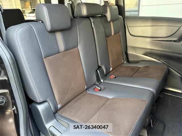 Toyota SIENTA 2019-03 7359856-16
