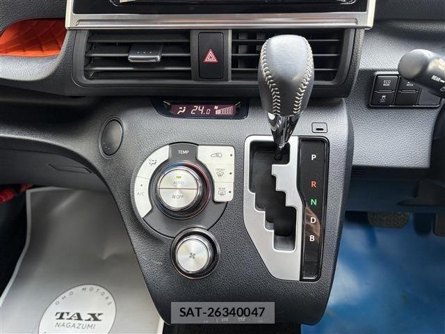Toyota SIENTA 2019-03 7359856-22