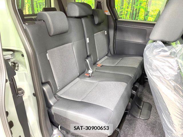 Toyota SIENTA 2026-04 7359842-8