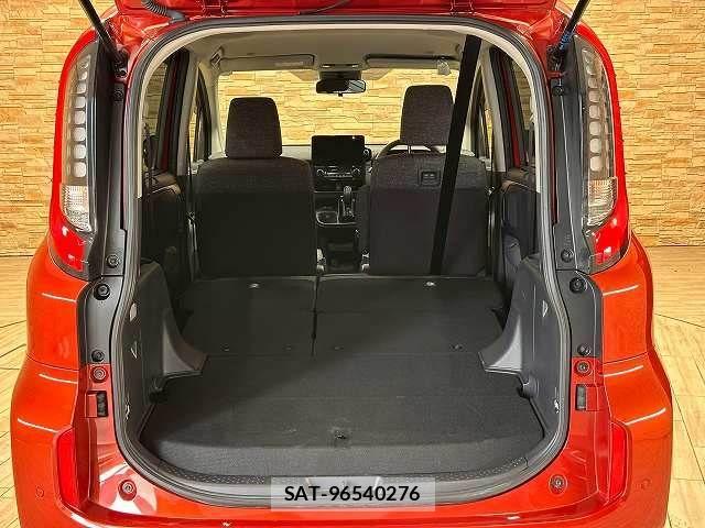 Toyota SIENTA 2024-01 7359845-12